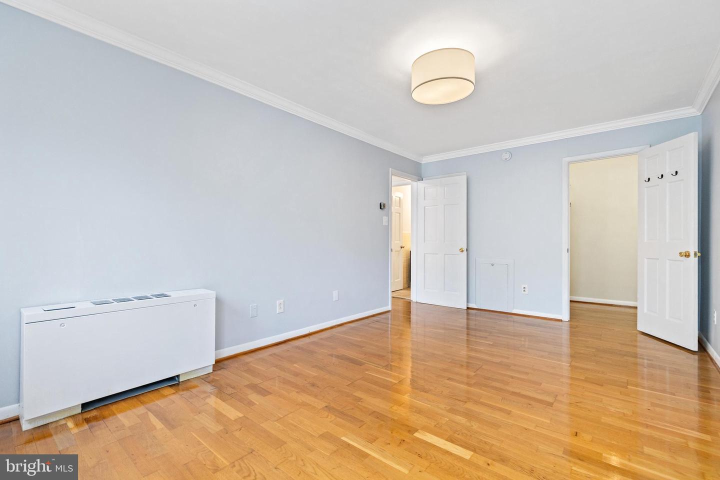 4545 MACARTHUR BLVD NW #202, WASHINGTON, District Of Columbia 20007, 1 Bedroom Bedrooms, ,1 BathroomBathrooms,Residential,For sale,4545 MACARTHUR BLVD NW #202,DCDC2211430 MLS # DCDC2211430
