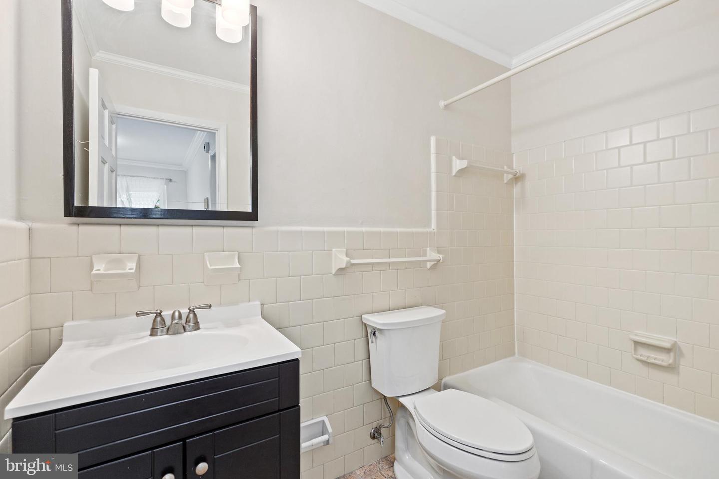 4545 MACARTHUR BLVD NW #202, WASHINGTON, District Of Columbia 20007, 1 Bedroom Bedrooms, ,1 BathroomBathrooms,Residential,For sale,4545 MACARTHUR BLVD NW #202,DCDC2211430 MLS # DCDC2211430