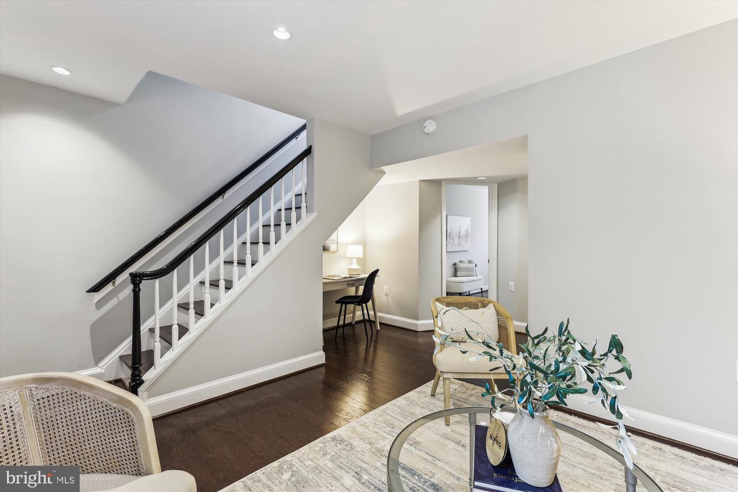 1406 FOXHALL RD NW, WASHINGTON, District Of Columbia 20007, 4 Bedrooms Bedrooms, ,3 BathroomsBathrooms,Residential,For sale,1406 FOXHALL RD NW,DCDC2211436 MLS # DCDC2211436