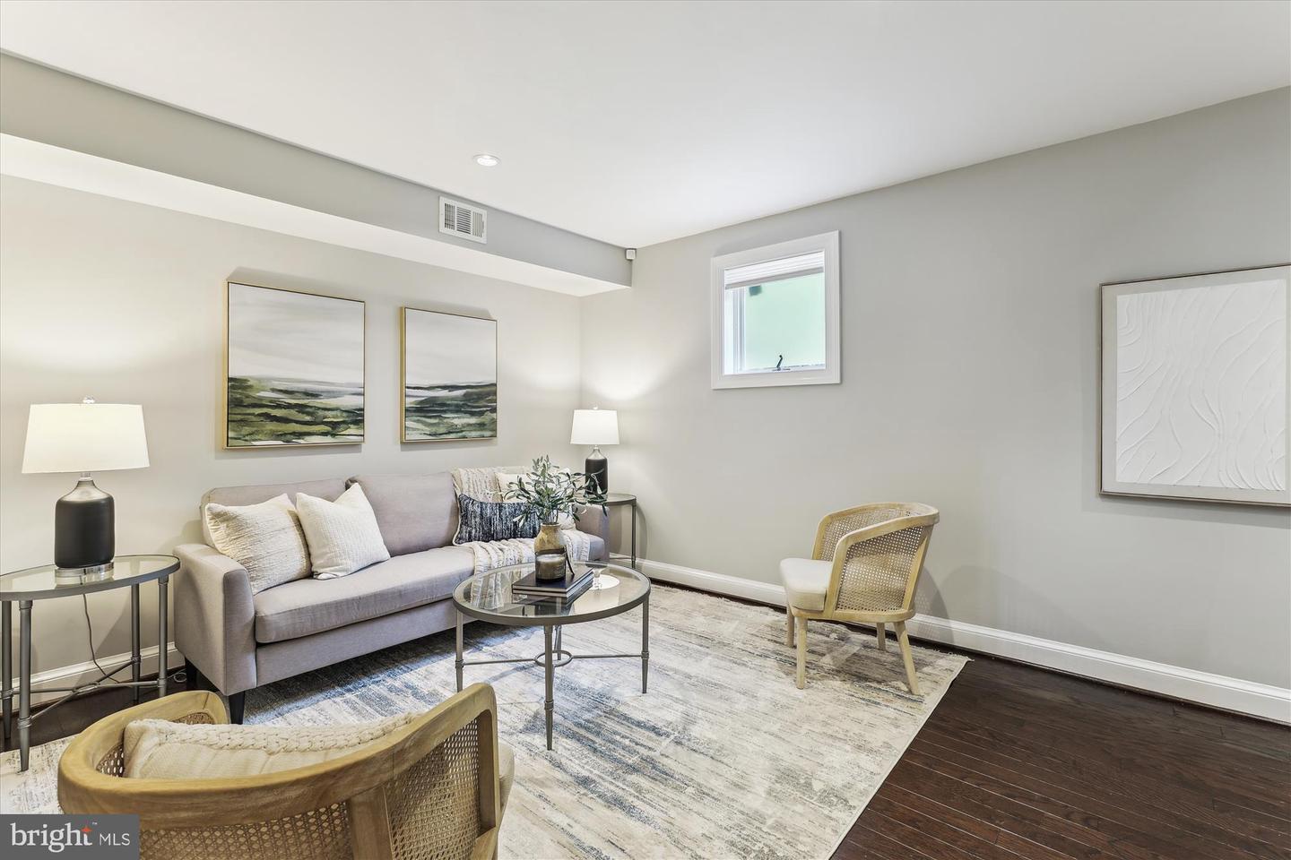 1406 FOXHALL RD NW, WASHINGTON, District Of Columbia 20007, 4 Bedrooms Bedrooms, ,3 BathroomsBathrooms,Residential,For sale,1406 FOXHALL RD NW,DCDC2211436 MLS # DCDC2211436