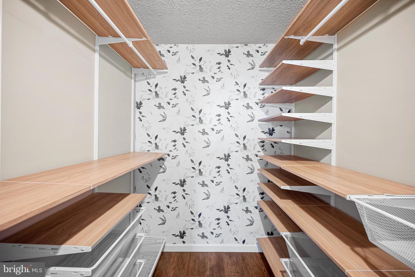 5904 MOUNT EAGLE DR #1602, ALEXANDRIA, Virginia 22303, 1 Bedroom Bedrooms, ,1 BathroomBathrooms,Residential,For sale,5904 MOUNT EAGLE DR #1602,VAFX2256782 MLS # VAFX2256782