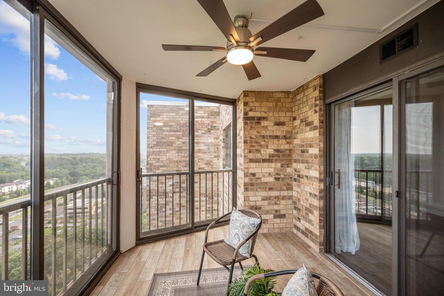 5904 MOUNT EAGLE DR #1602, ALEXANDRIA, Virginia 22303, 1 Bedroom Bedrooms, ,1 BathroomBathrooms,Residential,For sale,5904 MOUNT EAGLE DR #1602,VAFX2256782 MLS # VAFX2256782