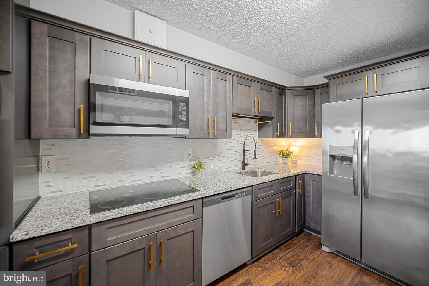 5904 MOUNT EAGLE DR #1602, ALEXANDRIA, Virginia 22303, 1 Bedroom Bedrooms, ,1 BathroomBathrooms,Residential,For sale,5904 MOUNT EAGLE DR #1602,VAFX2256782 MLS # VAFX2256782