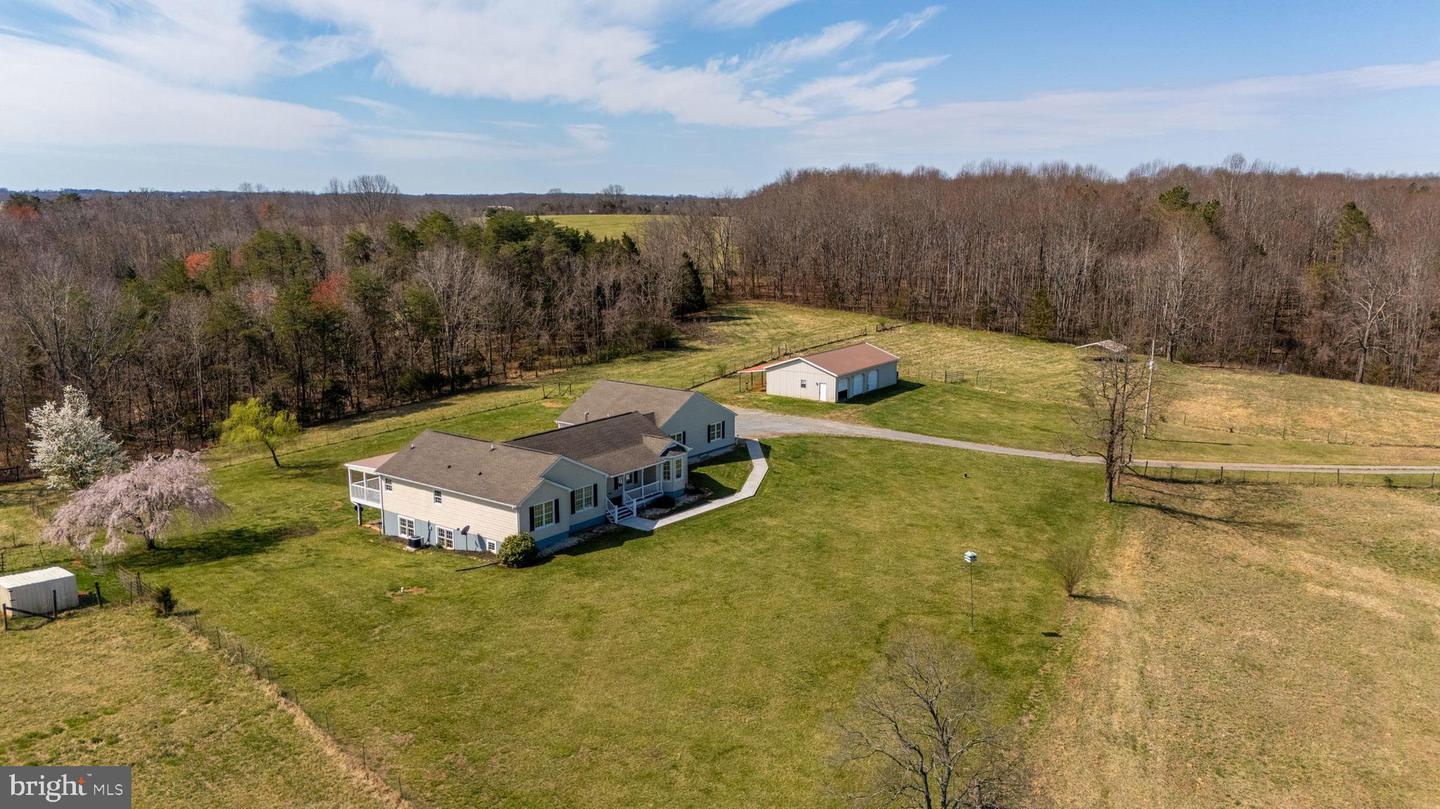 1962 MCDANIEL RD, BEDFORD, Virginia 24523, 5 Bedrooms Bedrooms, ,6 BathroomsBathrooms,Residential,For sale,1962 MCDANIEL RD,VABV2000228 MLS # VABV2000228