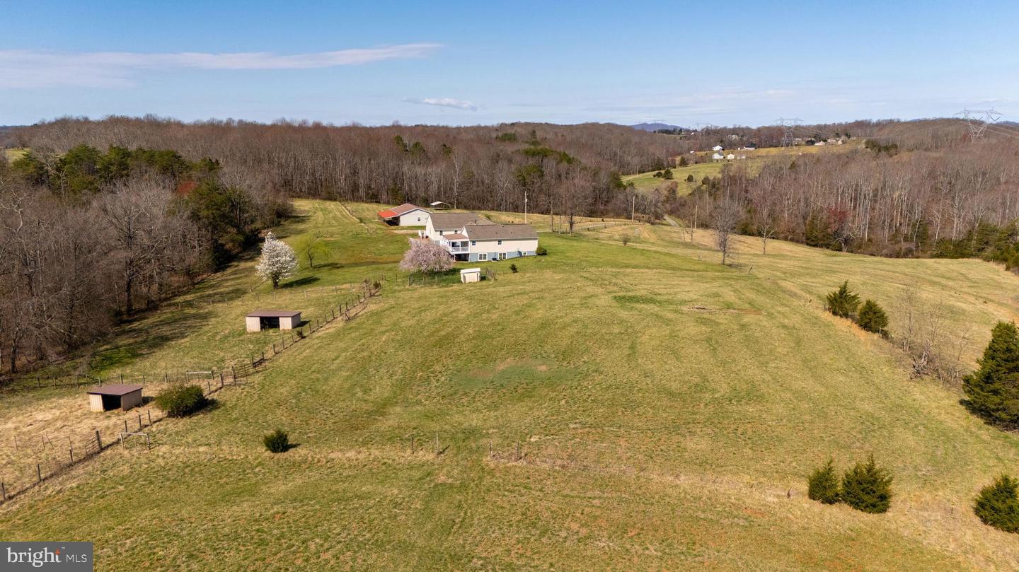 1962 MCDANIEL RD, BEDFORD, Virginia 24523, 5 Bedrooms Bedrooms, ,6 BathroomsBathrooms,Residential,For sale,1962 MCDANIEL RD,VABV2000228 MLS # VABV2000228