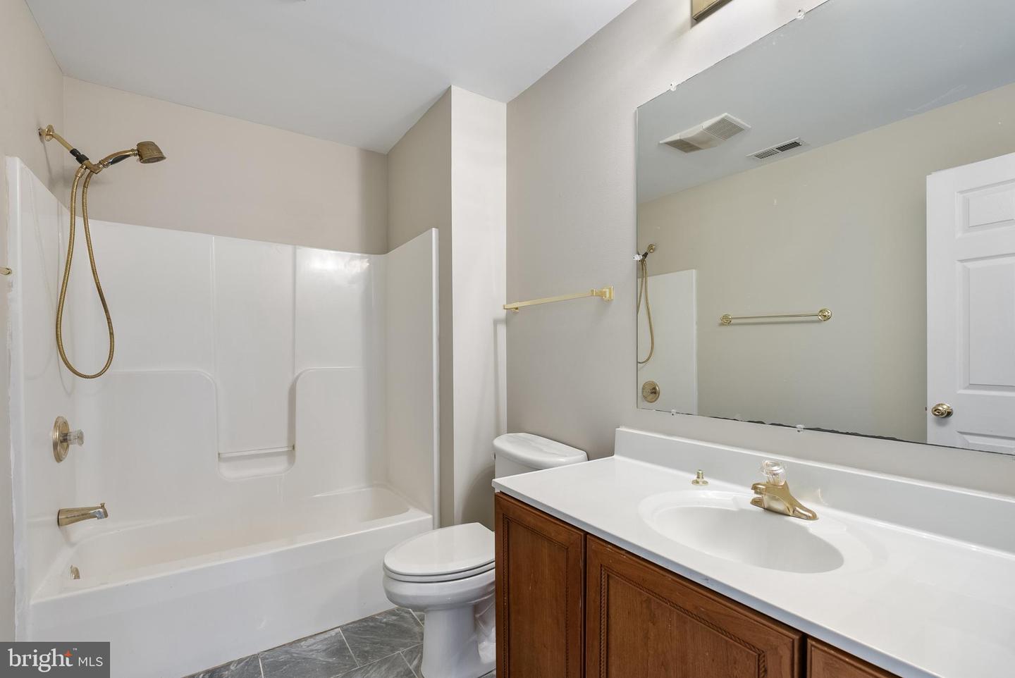 1962 MCDANIEL RD, BEDFORD, Virginia 24523, 5 Bedrooms Bedrooms, ,6 BathroomsBathrooms,Residential,For sale,1962 MCDANIEL RD,VABV2000228 MLS # VABV2000228