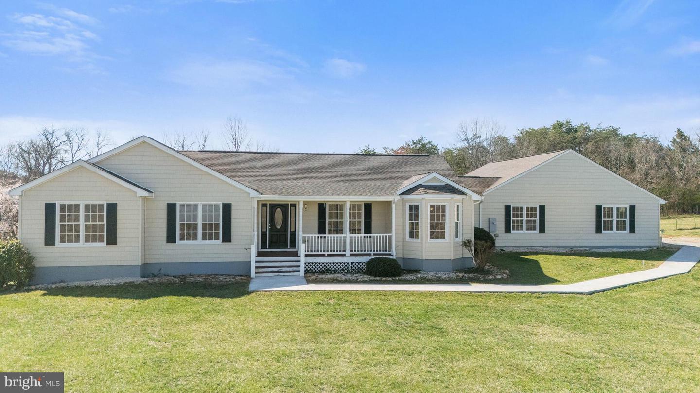 1962 MCDANIEL RD, BEDFORD, Virginia 24523, 5 Bedrooms Bedrooms, ,6 BathroomsBathrooms,Residential,For sale,1962 MCDANIEL RD,VABV2000228 MLS # VABV2000228