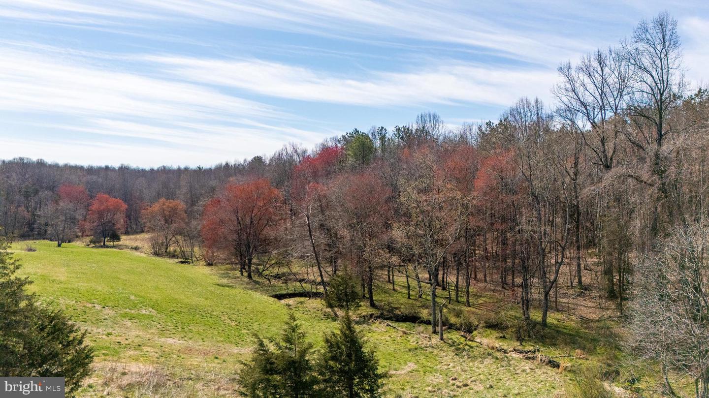 1962 MCDANIEL RD, BEDFORD, Virginia 24523, 5 Bedrooms Bedrooms, ,6 BathroomsBathrooms,Residential,For sale,1962 MCDANIEL RD,VABV2000228 MLS # VABV2000228