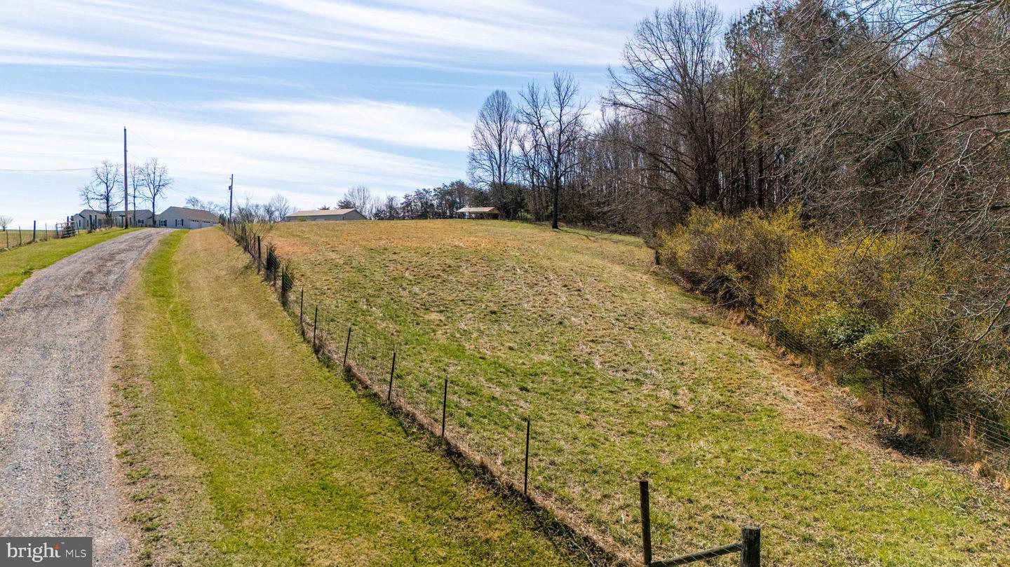 1962 MCDANIEL RD, BEDFORD, Virginia 24523, 5 Bedrooms Bedrooms, ,6 BathroomsBathrooms,Residential,For sale,1962 MCDANIEL RD,VABV2000228 MLS # VABV2000228