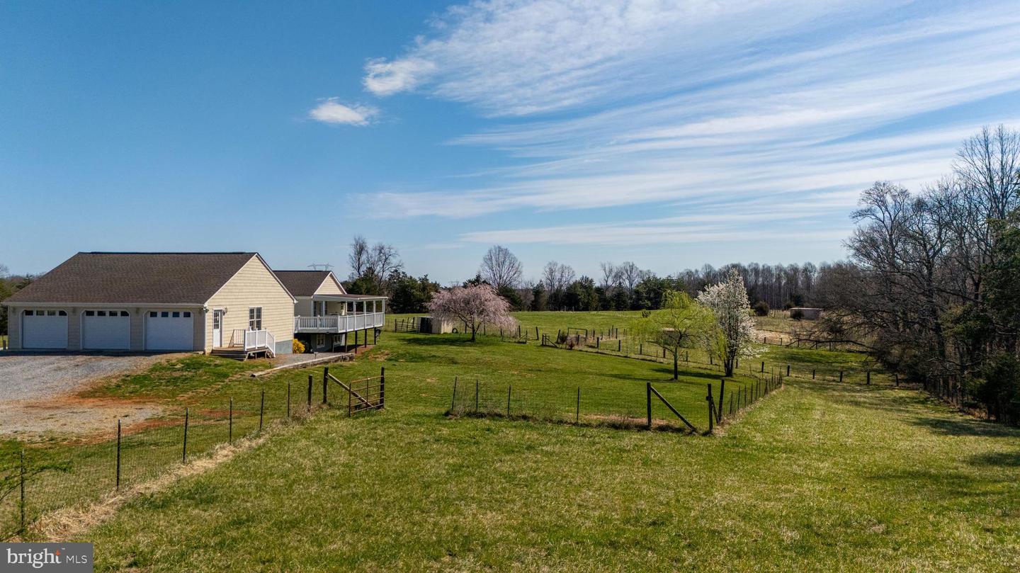 1962 MCDANIEL RD, BEDFORD, Virginia 24523, 5 Bedrooms Bedrooms, ,6 BathroomsBathrooms,Residential,For sale,1962 MCDANIEL RD,VABV2000228 MLS # VABV2000228
