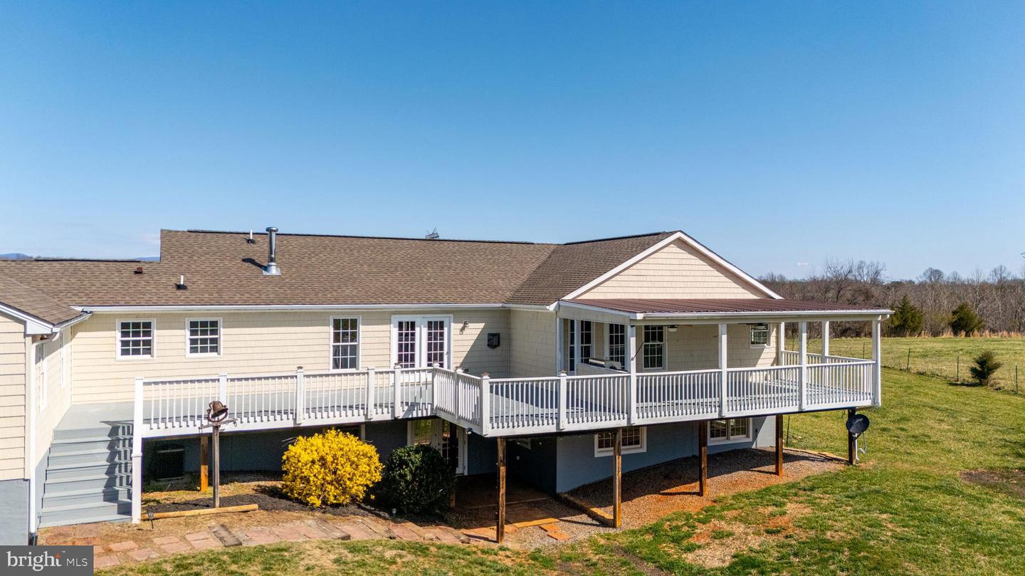 1962 MCDANIEL RD, BEDFORD, Virginia 24523, 5 Bedrooms Bedrooms, ,6 BathroomsBathrooms,Residential,For sale,1962 MCDANIEL RD,VABV2000228 MLS # VABV2000228