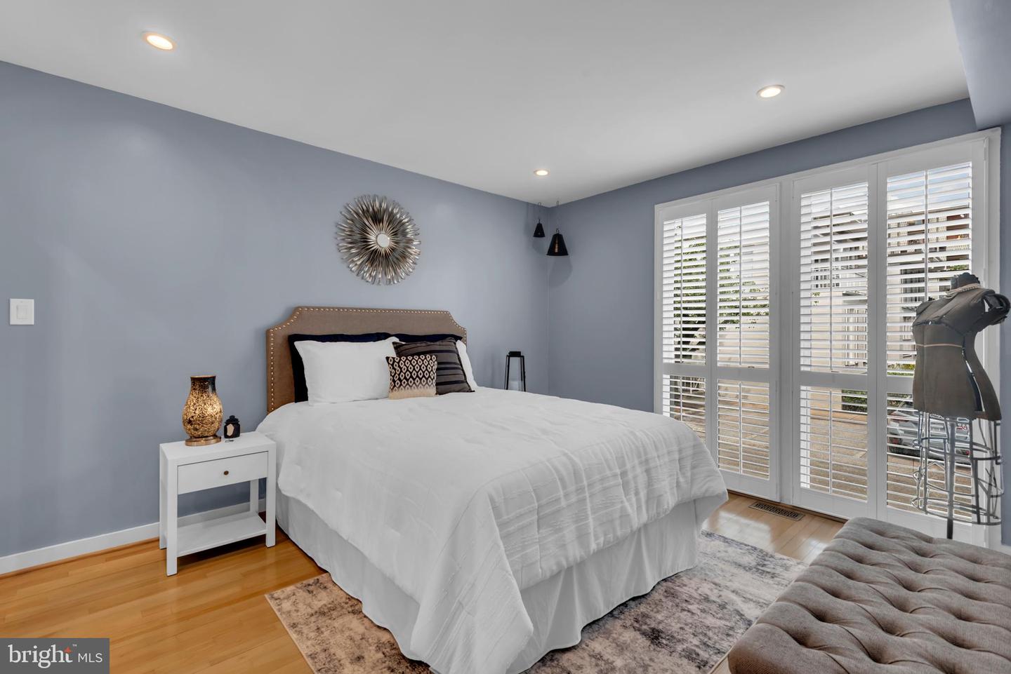 620 3RD ST SW #111, WASHINGTON, District Of Columbia 20024, 3 Bedrooms Bedrooms, ,3 BathroomsBathrooms,Residential,For sale,620 3RD ST SW #111,DCDC2211540 MLS # DCDC2211540