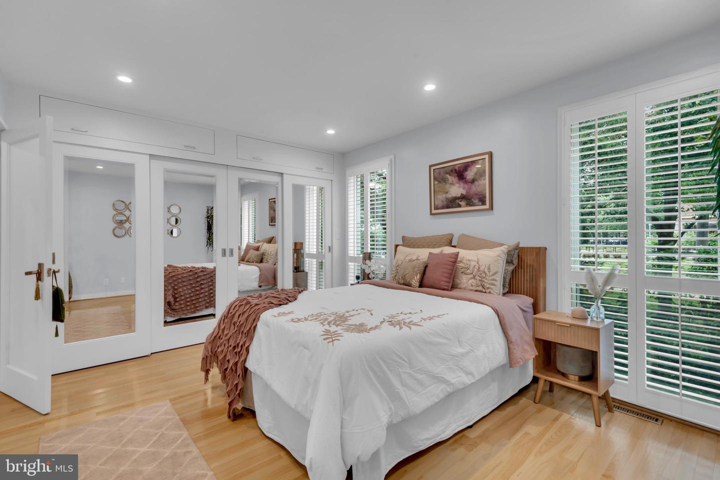 620 3RD ST SW #111, WASHINGTON, District Of Columbia 20024, 3 Bedrooms Bedrooms, ,3 BathroomsBathrooms,Residential,For sale,620 3RD ST SW #111,DCDC2211540 MLS # DCDC2211540