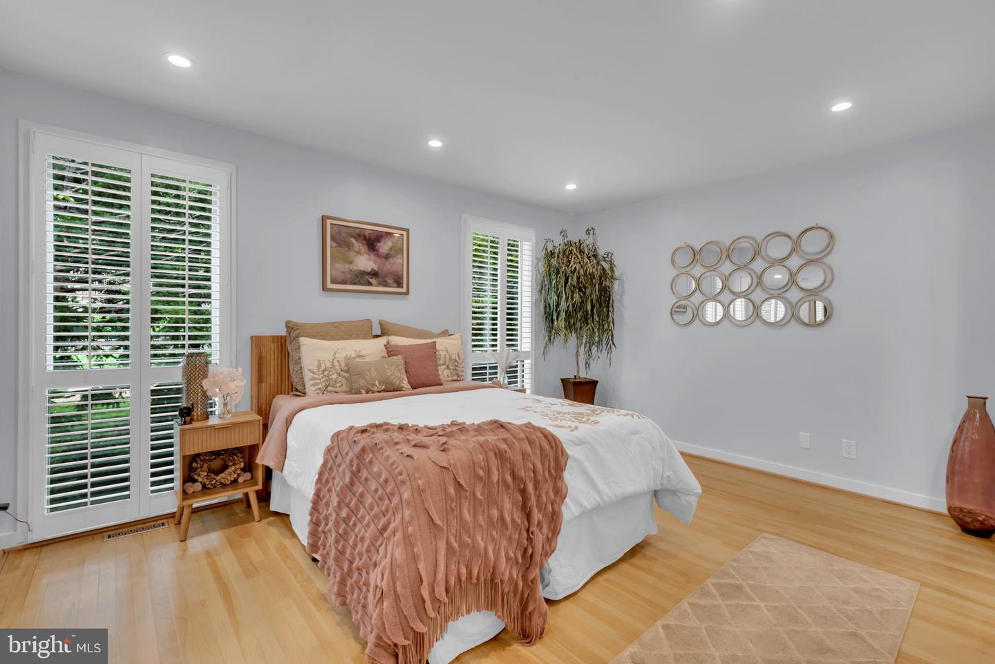 620 3RD ST SW #111, WASHINGTON, District Of Columbia 20024, 3 Bedrooms Bedrooms, ,3 BathroomsBathrooms,Residential,For sale,620 3RD ST SW #111,DCDC2211540 MLS # DCDC2211540
