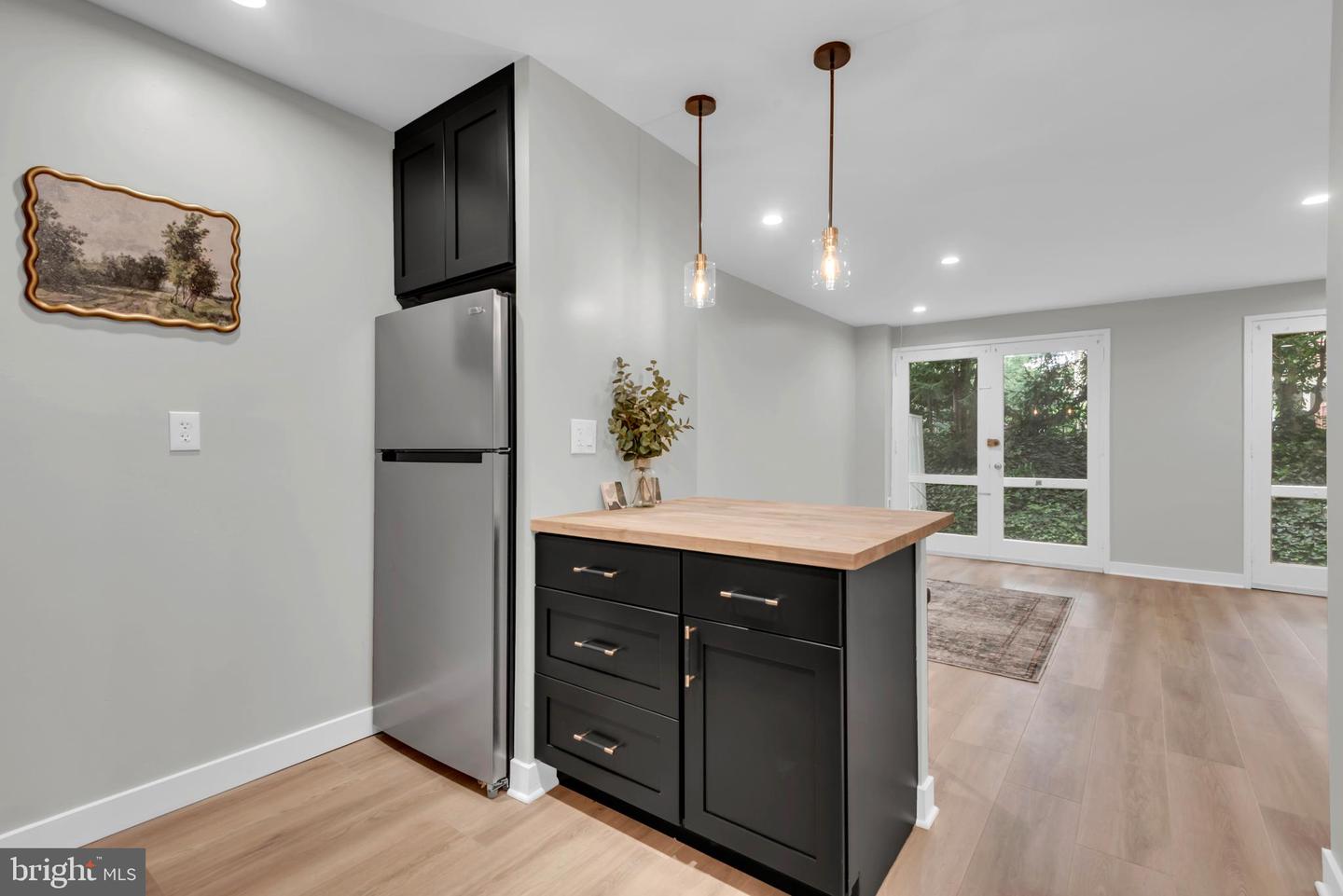 620 3RD ST SW #111, WASHINGTON, District Of Columbia 20024, 3 Bedrooms Bedrooms, ,3 BathroomsBathrooms,Residential,For sale,620 3RD ST SW #111,DCDC2211540 MLS # DCDC2211540