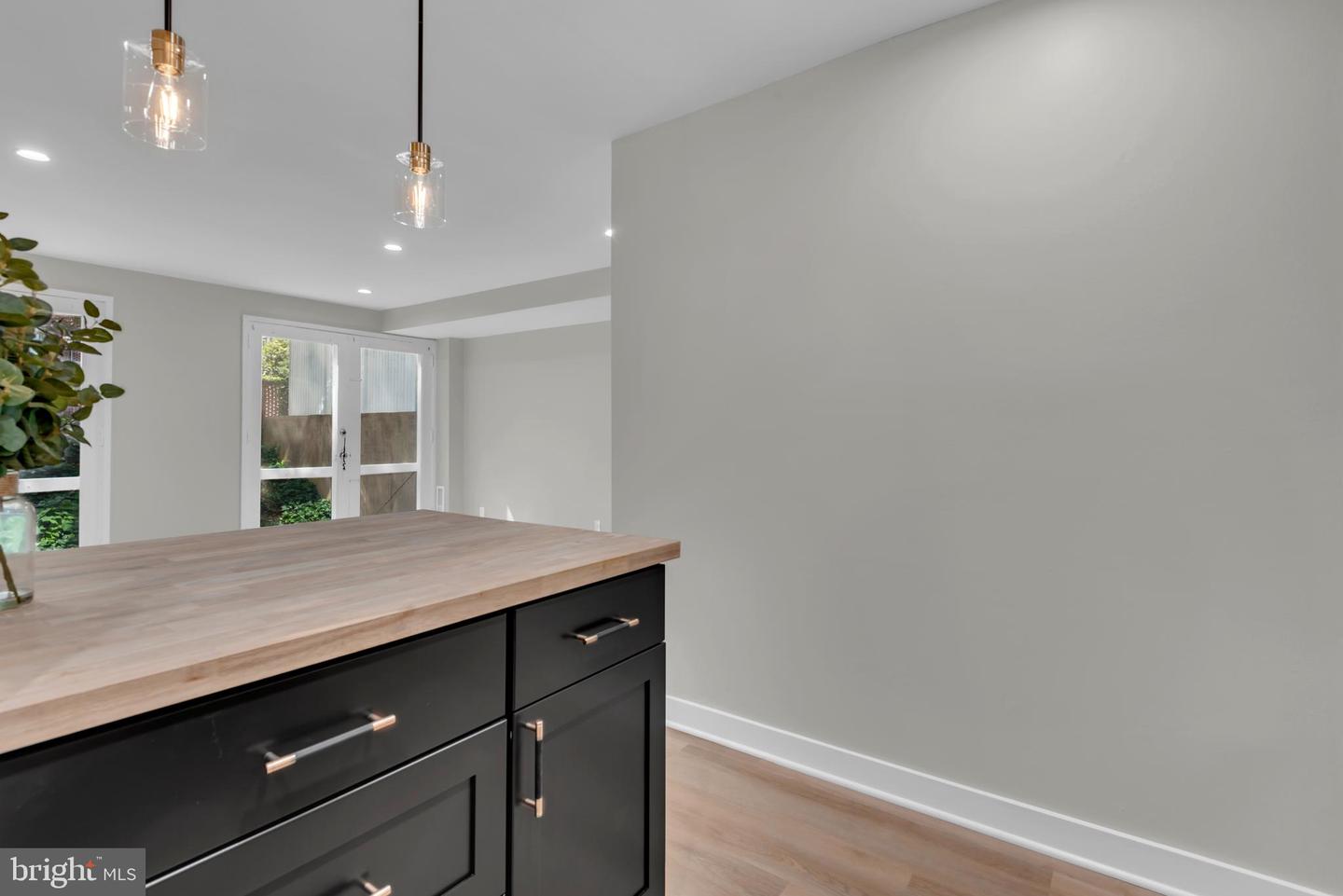 620 3RD ST SW #111, WASHINGTON, District Of Columbia 20024, 3 Bedrooms Bedrooms, ,3 BathroomsBathrooms,Residential,For sale,620 3RD ST SW #111,DCDC2211540 MLS # DCDC2211540