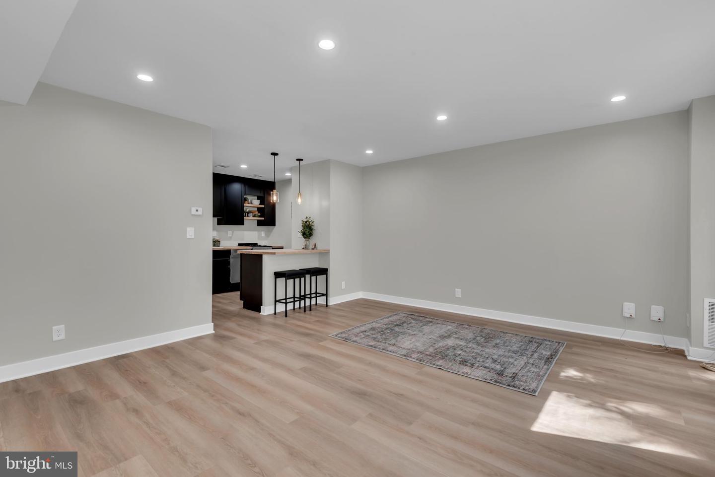 620 3RD ST SW #111, WASHINGTON, District Of Columbia 20024, 3 Bedrooms Bedrooms, ,3 BathroomsBathrooms,Residential,For sale,620 3RD ST SW #111,DCDC2211540 MLS # DCDC2211540