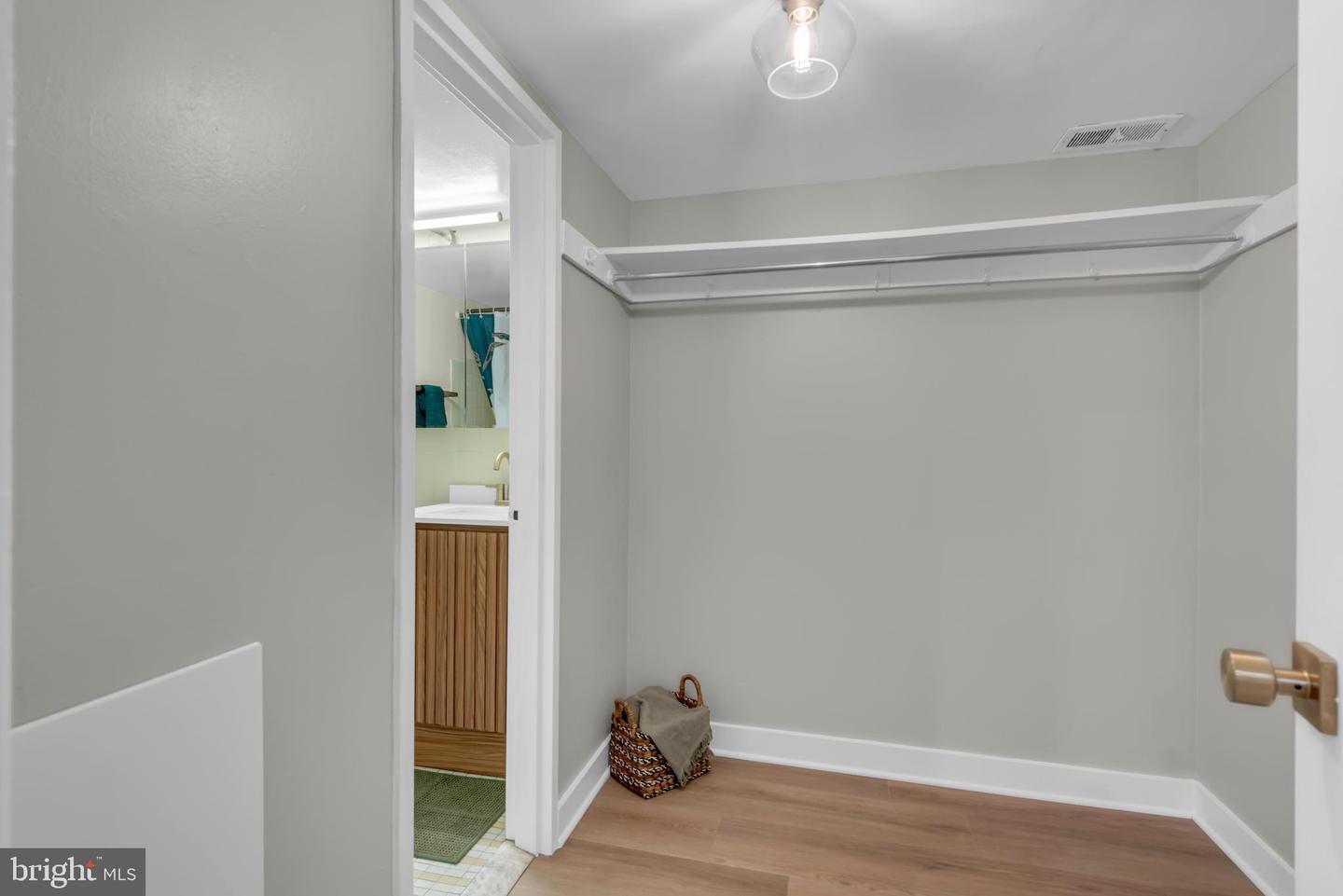 620 3RD ST SW #111, WASHINGTON, District Of Columbia 20024, 3 Bedrooms Bedrooms, ,3 BathroomsBathrooms,Residential,For sale,620 3RD ST SW #111,DCDC2211540 MLS # DCDC2211540