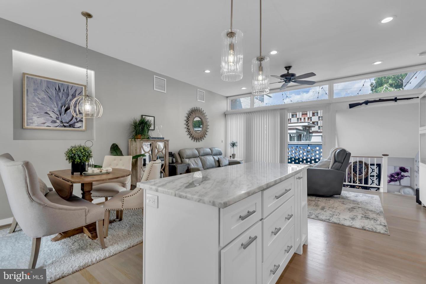 620 3RD ST SW #111, WASHINGTON, District Of Columbia 20024, 3 Bedrooms Bedrooms, ,3 BathroomsBathrooms,Residential,For sale,620 3RD ST SW #111,DCDC2211540 MLS # DCDC2211540