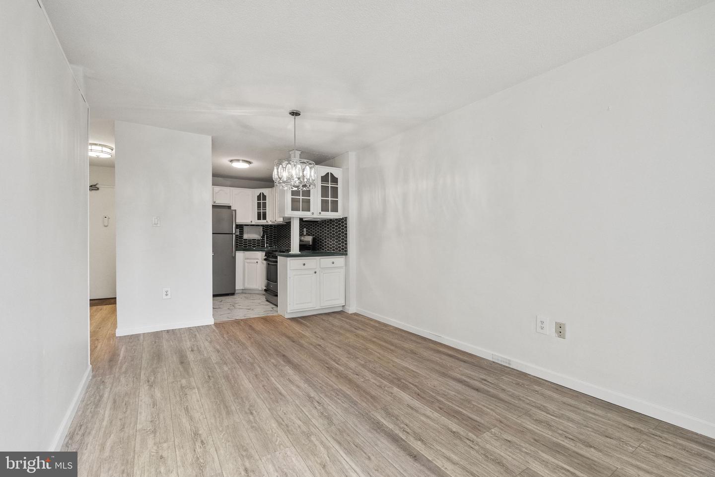 4600 S FOUR MILE RUN DR S #139, ARLINGTON, Virginia 22204, 1 Bedroom Bedrooms, ,1 BathroomBathrooms,Residential,For sale,4600 S FOUR MILE RUN DR S #139,VAAR2061230 MLS # VAAR2061230