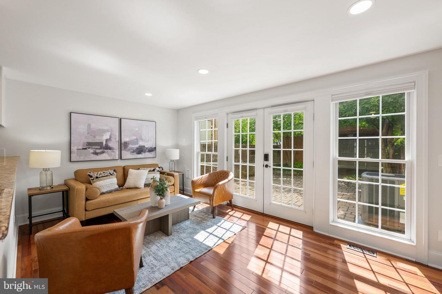 535 6TH ST SE, WASHINGTON, District Of Columbia 20003, 4 Bedrooms Bedrooms, ,3 BathroomsBathrooms,Residential,For sale,535 6TH ST SE,DCDC2211690 MLS # DCDC2211690