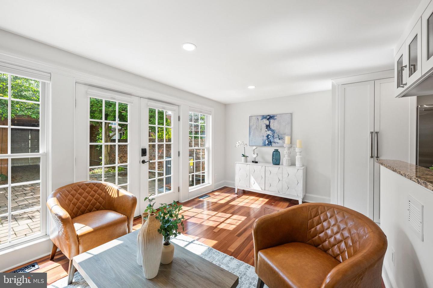 535 6TH ST SE, WASHINGTON, District Of Columbia 20003, 4 Bedrooms Bedrooms, ,3 BathroomsBathrooms,Residential,For sale,535 6TH ST SE,DCDC2211690 MLS # DCDC2211690