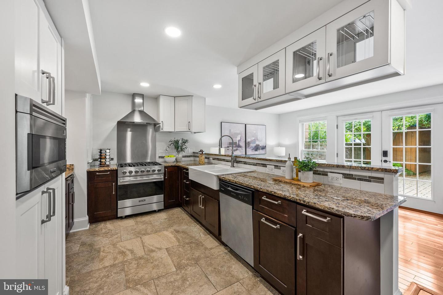 535 6TH ST SE, WASHINGTON, District Of Columbia 20003, 4 Bedrooms Bedrooms, ,3 BathroomsBathrooms,Residential,For sale,535 6TH ST SE,DCDC2211690 MLS # DCDC2211690