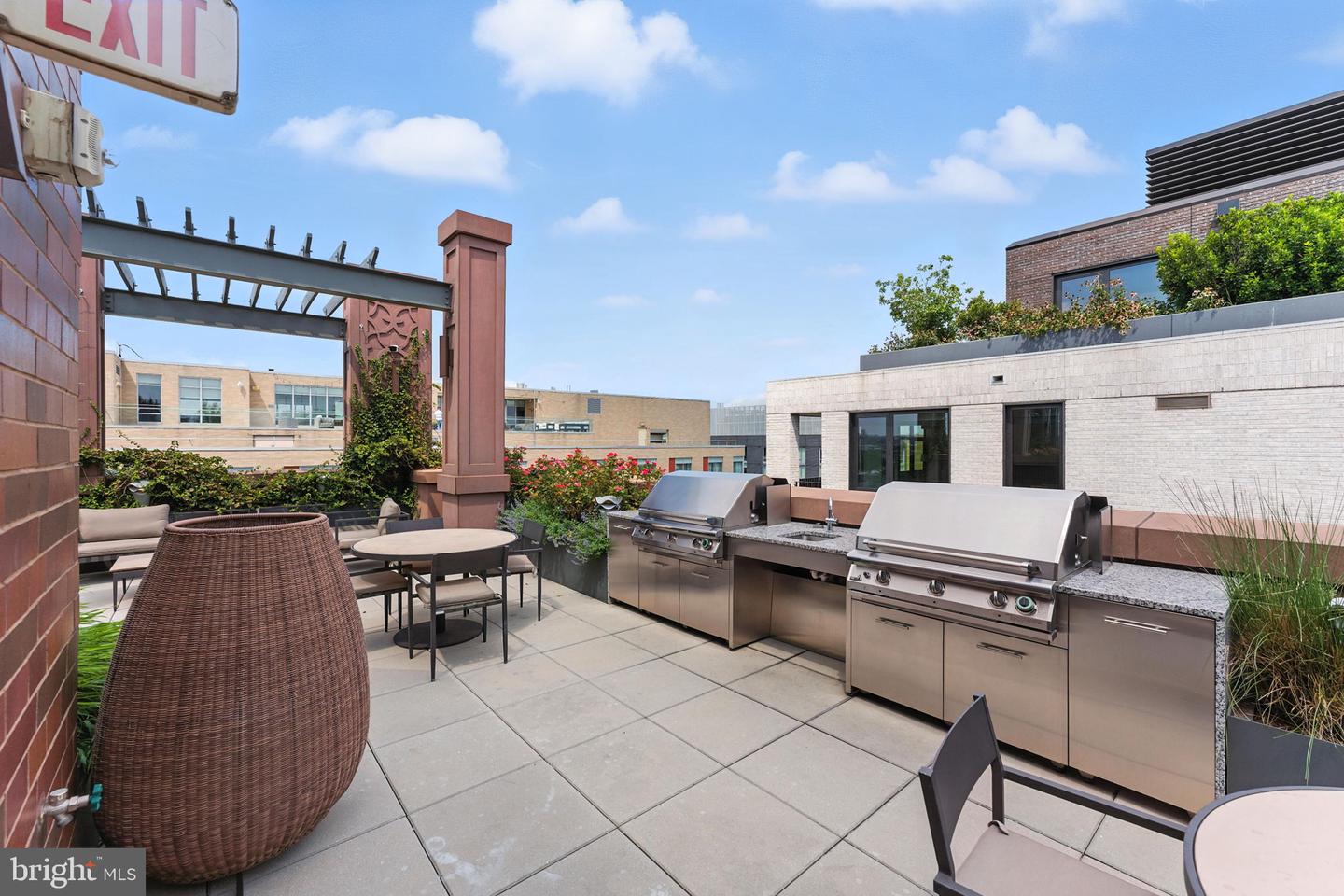 810 O ST NW #607, WASHINGTON, District Of Columbia 20001, 2 Bedrooms Bedrooms, ,2 BathroomsBathrooms,Residential,For sale,810 O ST NW #607,DCDC2211726 MLS # DCDC2211726
