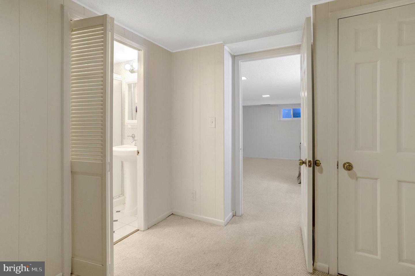 4600 34TH ST S, ARLINGTON, Virginia 22206, 1 Bedroom Bedrooms, ,2 BathroomsBathrooms,Residential,For sale,4600 34TH ST S,VAAR2061284 MLS # VAAR2061284
