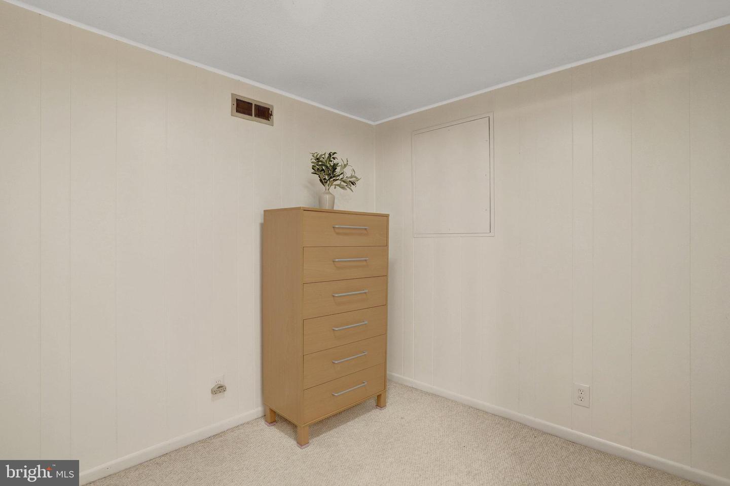 4600 34TH ST S, ARLINGTON, Virginia 22206, 1 Bedroom Bedrooms, ,2 BathroomsBathrooms,Residential,For sale,4600 34TH ST S,VAAR2061284 MLS # VAAR2061284