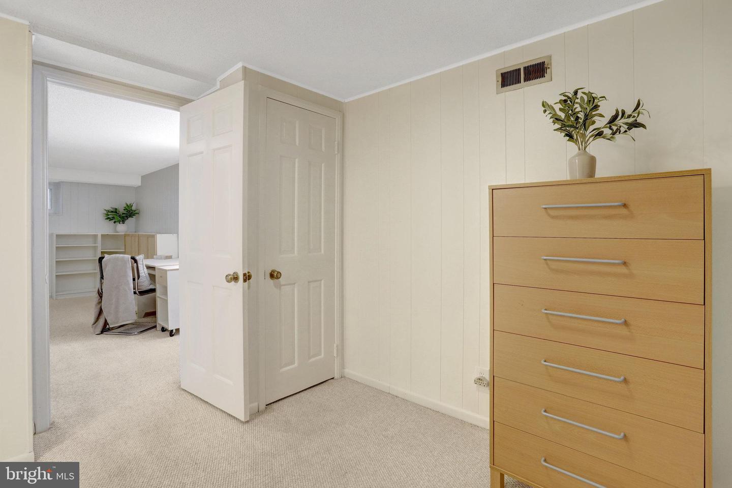4600 34TH ST S, ARLINGTON, Virginia 22206, 1 Bedroom Bedrooms, ,2 BathroomsBathrooms,Residential,For sale,4600 34TH ST S,VAAR2061284 MLS # VAAR2061284