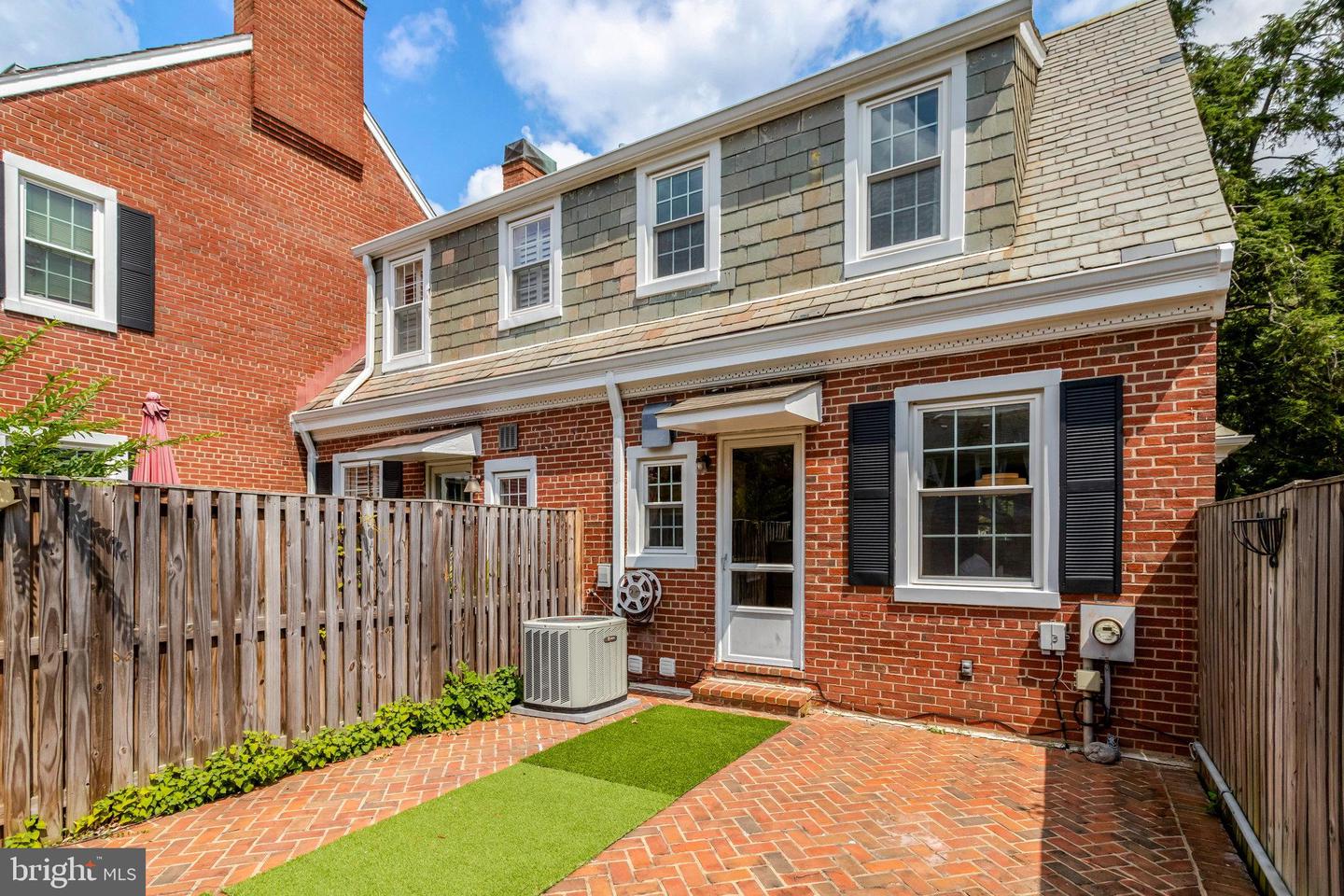 4600 34TH ST S, ARLINGTON, Virginia 22206, 1 Bedroom Bedrooms, ,2 BathroomsBathrooms,Residential,For sale,4600 34TH ST S,VAAR2061284 MLS # VAAR2061284
