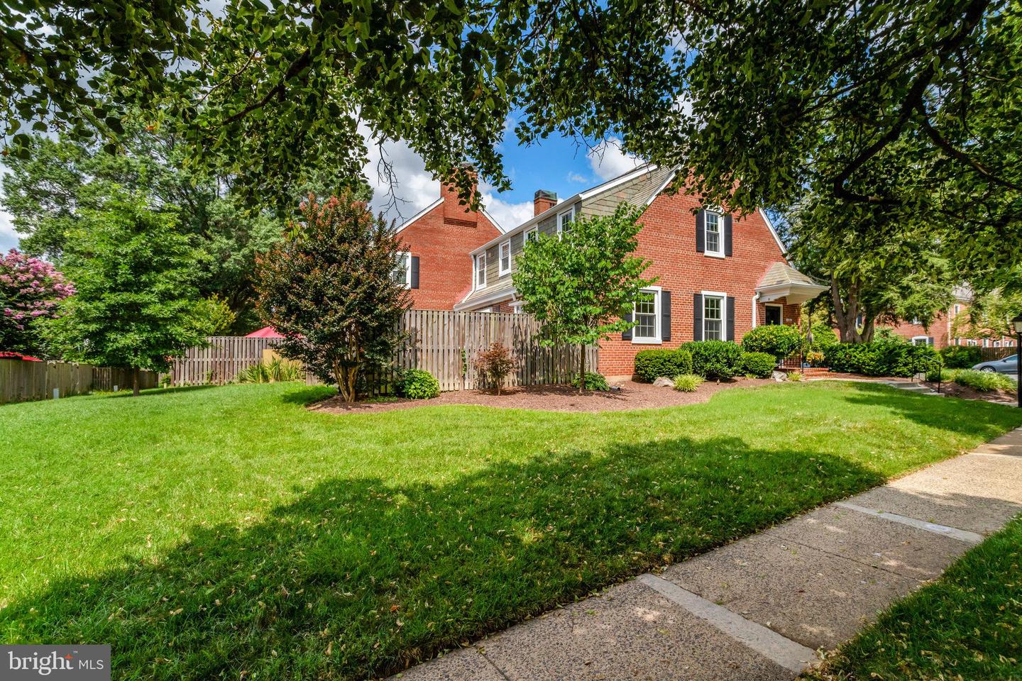 4600 34TH ST S, ARLINGTON, Virginia 22206, 1 Bedroom Bedrooms, ,2 BathroomsBathrooms,Residential,For sale,4600 34TH ST S,VAAR2061284 MLS # VAAR2061284
