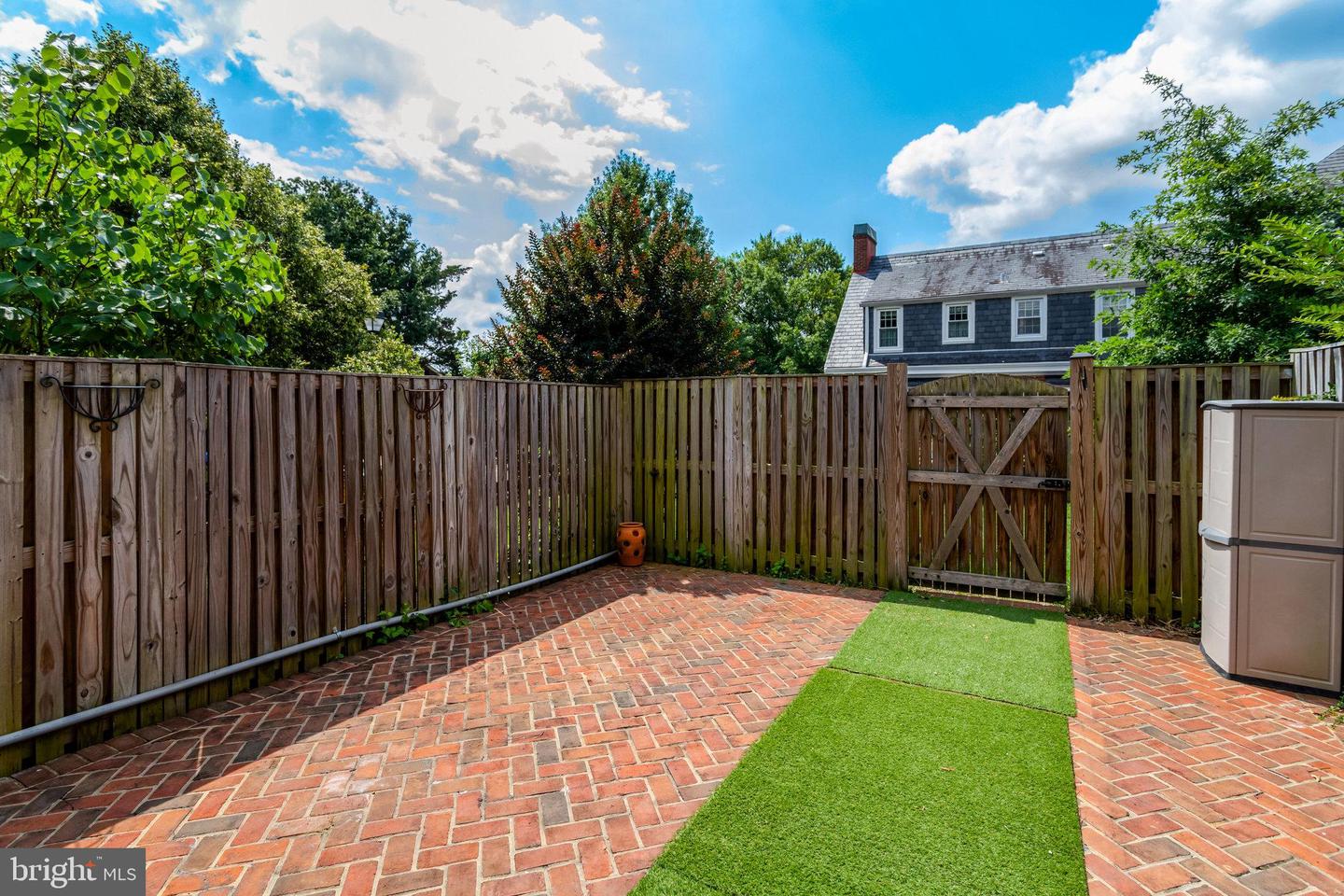 4600 34TH ST S, ARLINGTON, Virginia 22206, 1 Bedroom Bedrooms, ,2 BathroomsBathrooms,Residential,For sale,4600 34TH ST S,VAAR2061284 MLS # VAAR2061284