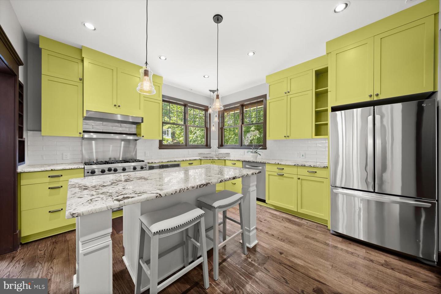 4215 LORCOM LN, ARLINGTON, Virginia 22207, 5 Bedrooms Bedrooms, ,5 BathroomsBathrooms,Residential,For sale,4215 LORCOM LN,VAAR2061296 MLS # VAAR2061296