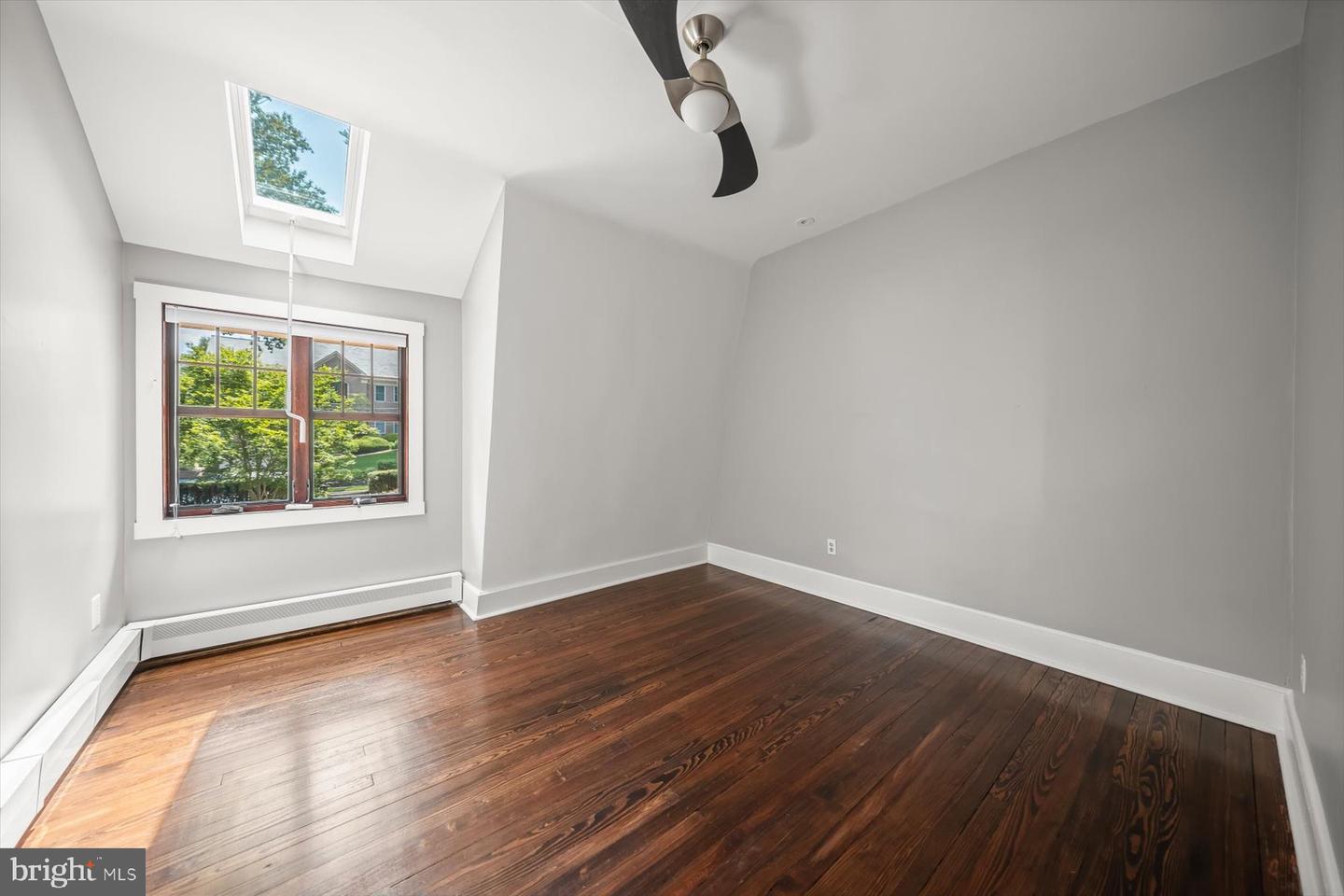 4215 LORCOM LN, ARLINGTON, Virginia 22207, 5 Bedrooms Bedrooms, ,5 BathroomsBathrooms,Residential,For sale,4215 LORCOM LN,VAAR2061296 MLS # VAAR2061296