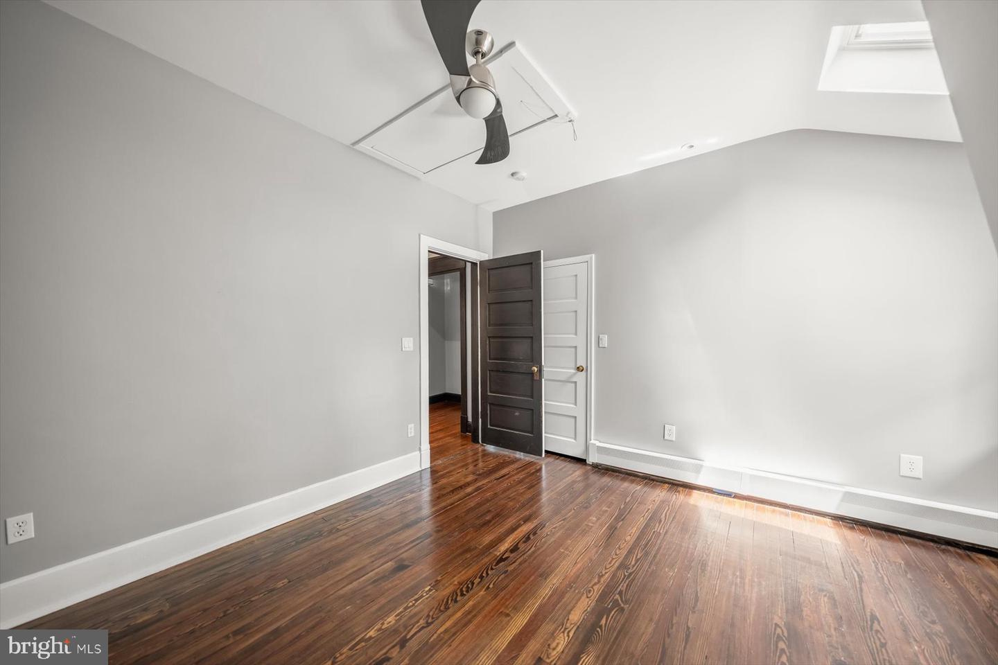 4215 LORCOM LN, ARLINGTON, Virginia 22207, 5 Bedrooms Bedrooms, ,5 BathroomsBathrooms,Residential,For sale,4215 LORCOM LN,VAAR2061296 MLS # VAAR2061296