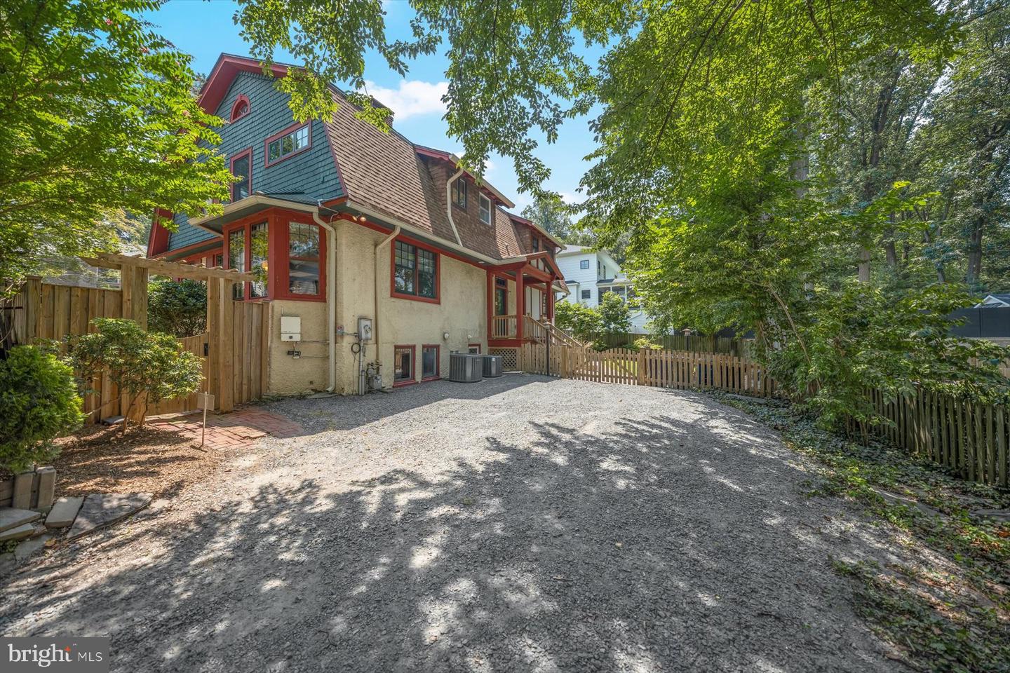 4215 LORCOM LN, ARLINGTON, Virginia 22207, 5 Bedrooms Bedrooms, ,5 BathroomsBathrooms,Residential,For sale,4215 LORCOM LN,VAAR2061296 MLS # VAAR2061296