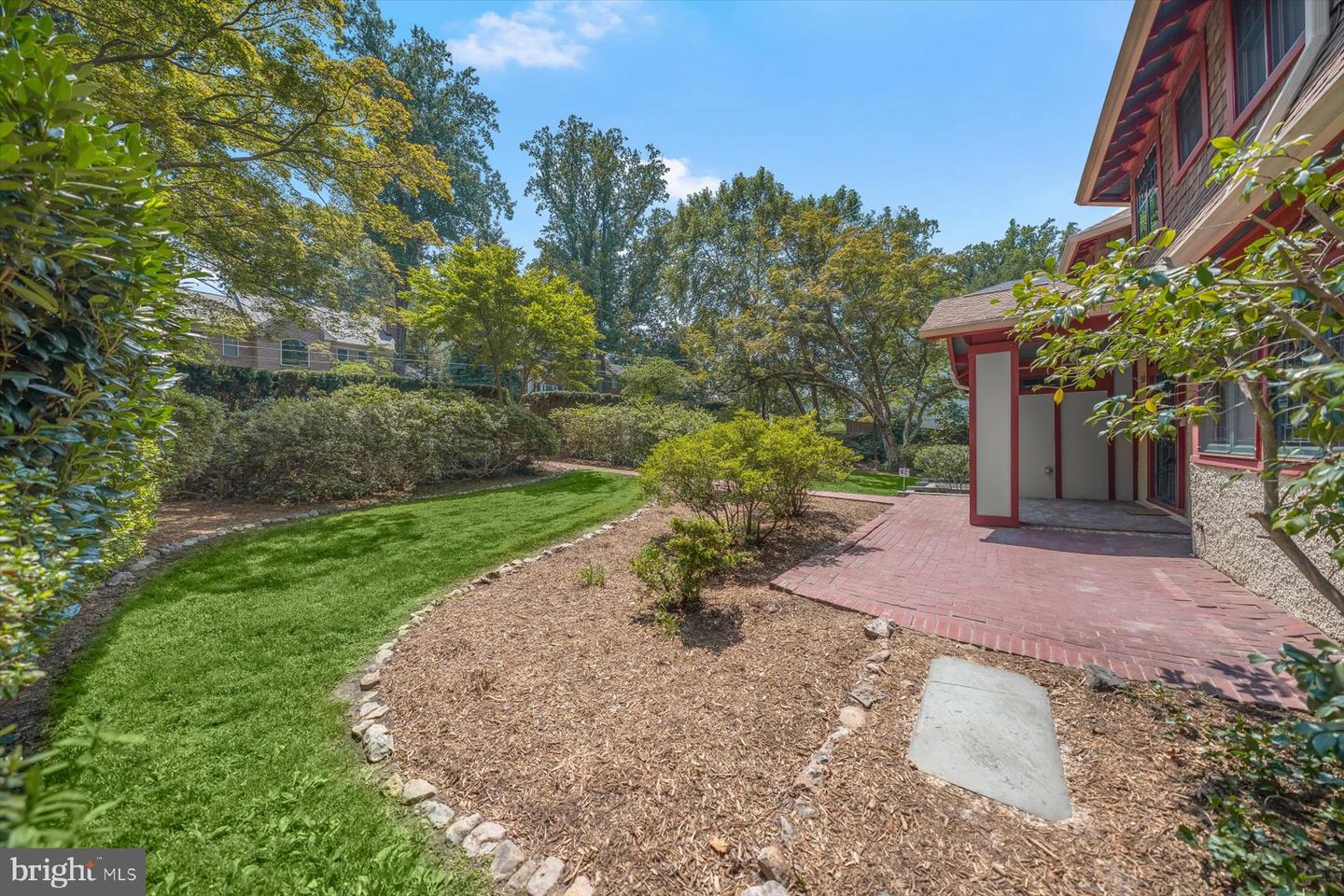 4215 LORCOM LN, ARLINGTON, Virginia 22207, 5 Bedrooms Bedrooms, ,5 BathroomsBathrooms,Residential,For sale,4215 LORCOM LN,VAAR2061296 MLS # VAAR2061296
