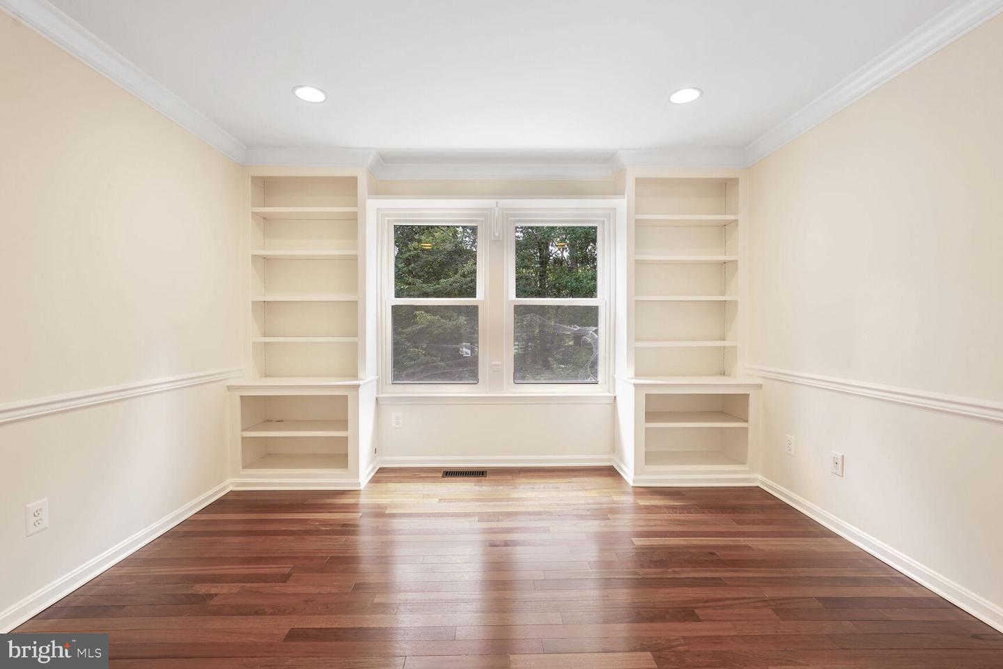 3397 LABOURN DR, WOODBRIDGE, Virginia 22193, 4 Bedrooms Bedrooms, ,3 BathroomsBathrooms,Residential,For sale,3397 LABOURN DR,VAPW2099840 MLS # VAPW2099840