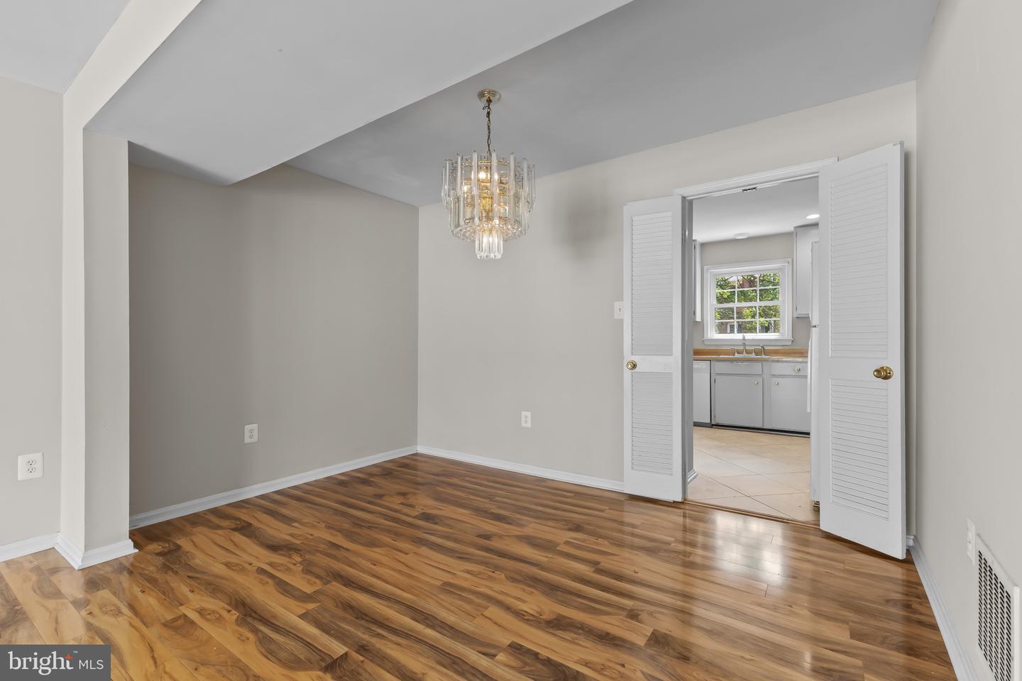 7885 CARLA COURT, SPRINGFIELD, Virginia 22153, 3 Bedrooms Bedrooms, ,2 BathroomsBathrooms,Residential,For sale,7885 CARLA COURT,VAFX2257246 MLS # VAFX2257246