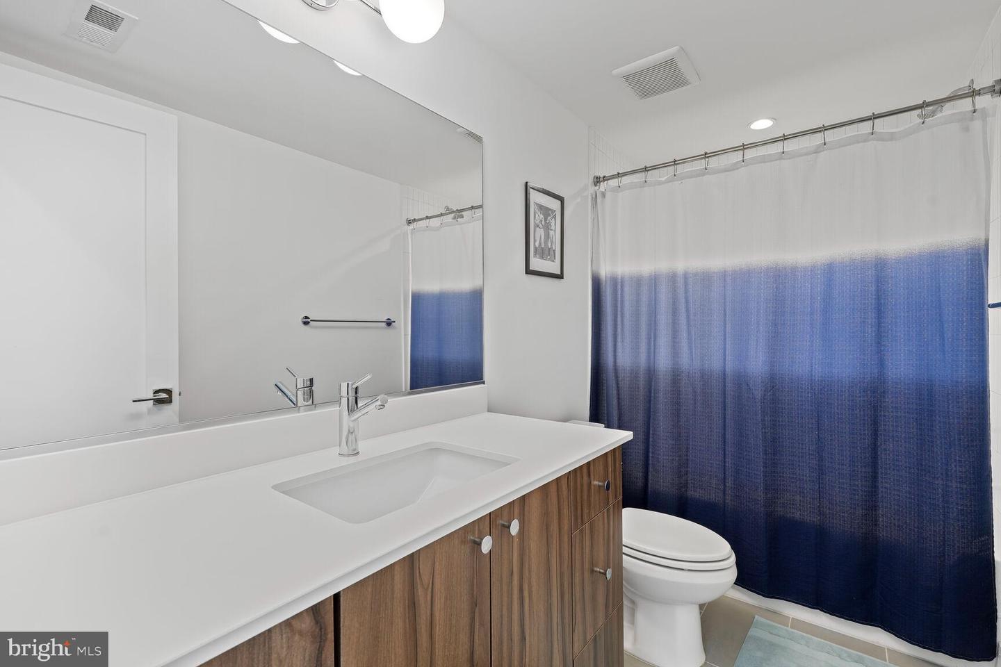 826 UPSHUR ST NW #6, WASHINGTON, District Of Columbia 20011, 2 Bedrooms Bedrooms, ,2 BathroomsBathrooms,Residential,For sale,826 UPSHUR ST NW #6,DCDC2211836 MLS # DCDC2211836