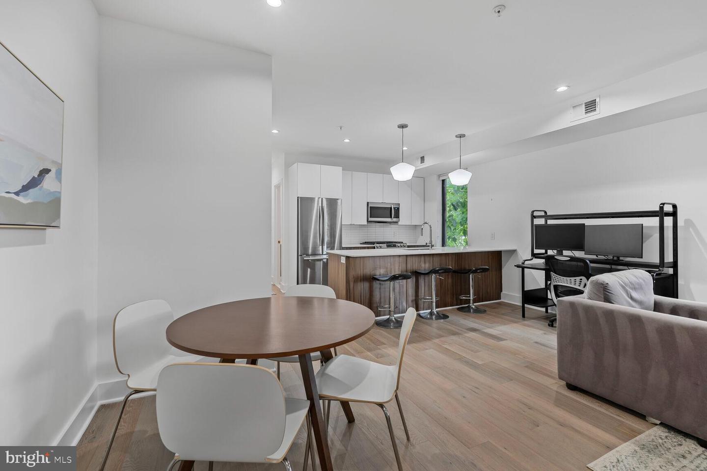 826 UPSHUR ST NW #6, WASHINGTON, District Of Columbia 20011, 2 Bedrooms Bedrooms, ,2 BathroomsBathrooms,Residential,For sale,826 UPSHUR ST NW #6,DCDC2211836 MLS # DCDC2211836