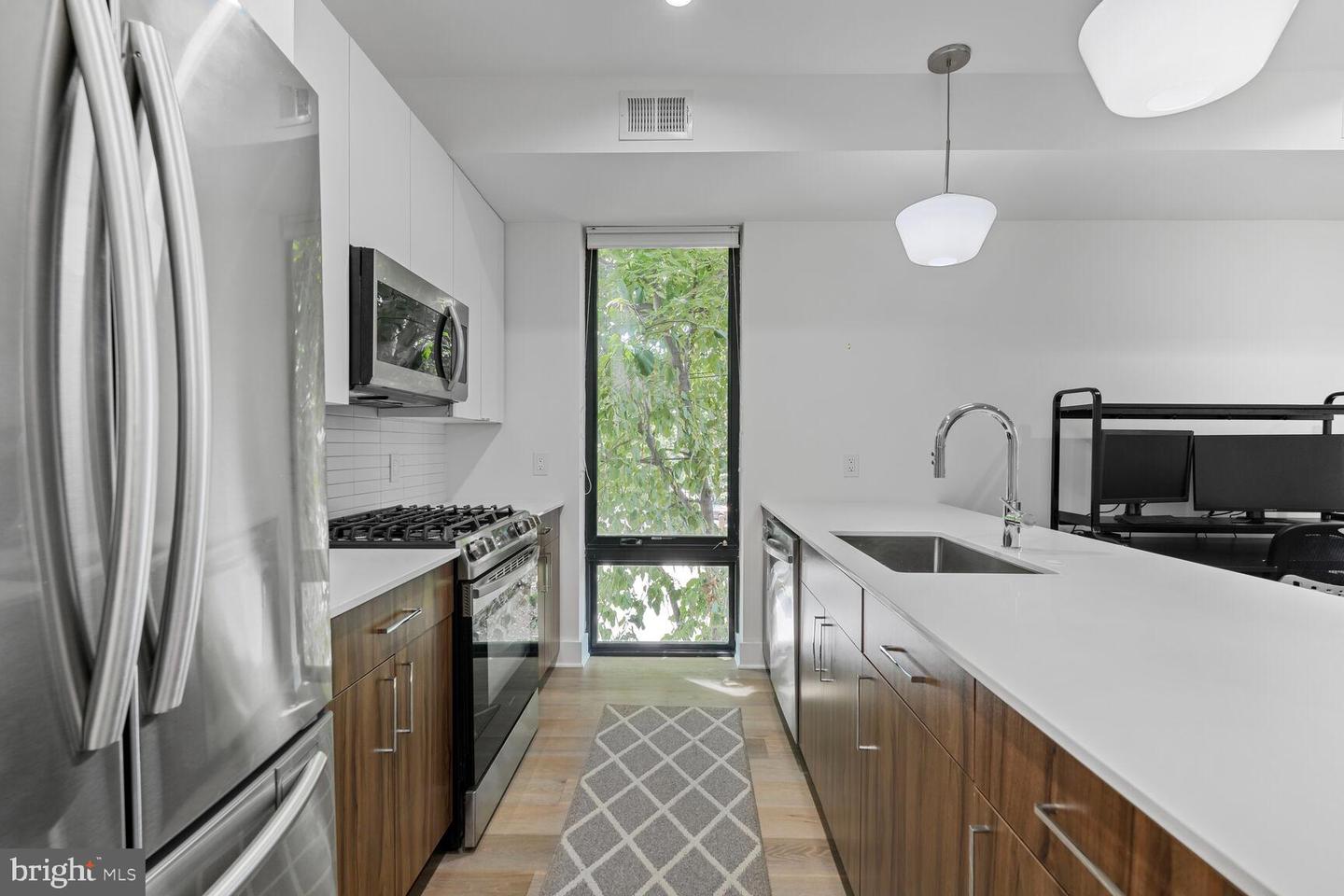 826 UPSHUR ST NW #6, WASHINGTON, District Of Columbia 20011, 2 Bedrooms Bedrooms, ,2 BathroomsBathrooms,Residential,For sale,826 UPSHUR ST NW #6,DCDC2211836 MLS # DCDC2211836