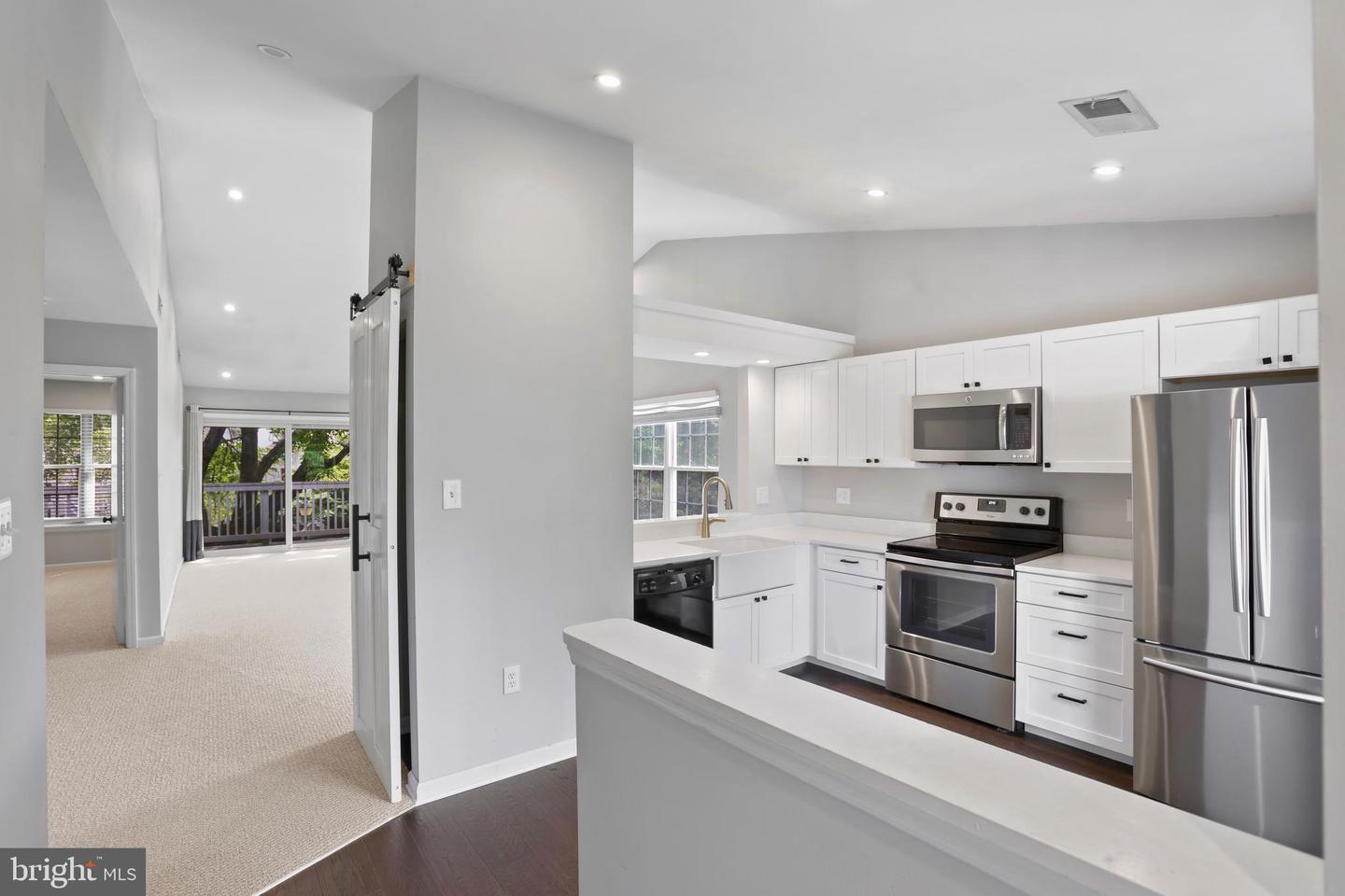 2867 YARLING CT #2867, FALLS CHURCH, Virginia 22042, 2 Bedrooms Bedrooms, ,1 BathroomBathrooms,Residential,For sale,2867 YARLING CT #2867,VAFX2257310 MLS # VAFX2257310