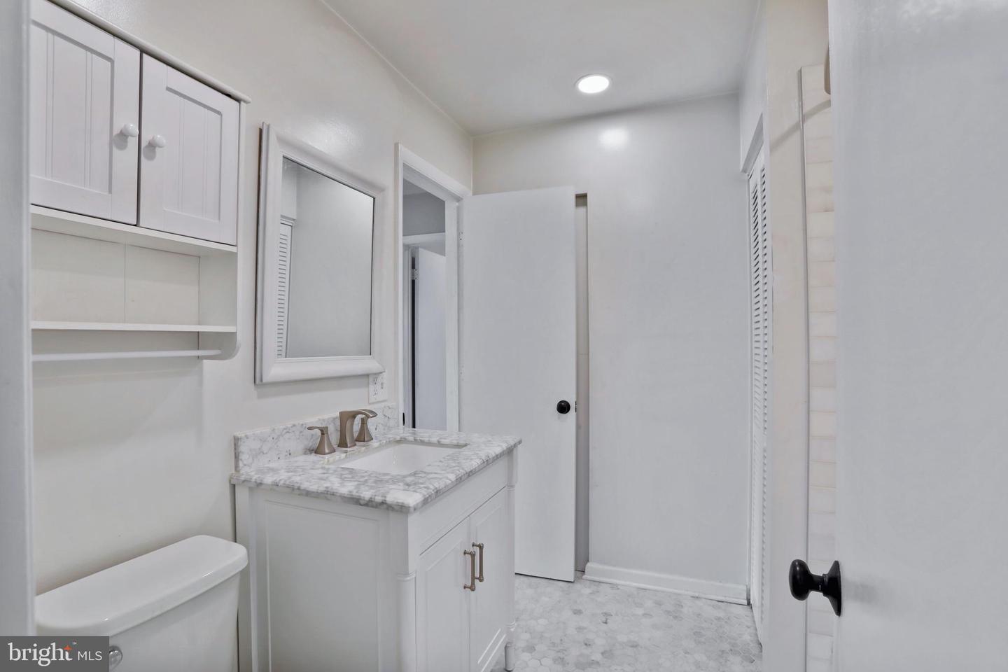 2867 YARLING CT #2867, FALLS CHURCH, Virginia 22042, 2 Bedrooms Bedrooms, ,1 BathroomBathrooms,Residential,For sale,2867 YARLING CT #2867,VAFX2257310 MLS # VAFX2257310