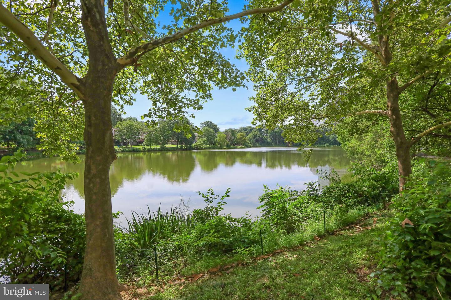 2867 YARLING CT #2867, FALLS CHURCH, Virginia 22042, 2 Bedrooms Bedrooms, ,1 BathroomBathrooms,Residential,For sale,2867 YARLING CT #2867,VAFX2257310 MLS # VAFX2257310