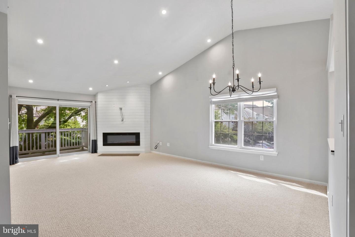 2867 YARLING CT #2867, FALLS CHURCH, Virginia 22042, 2 Bedrooms Bedrooms, ,1 BathroomBathrooms,Residential,For sale,2867 YARLING CT #2867,VAFX2257310 MLS # VAFX2257310