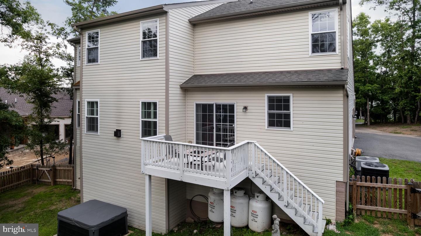 514 SLEIGH DR, CROSS JUNCTION, Virginia 22625, 4 Bedrooms Bedrooms, 12 Rooms Rooms,2 BathroomsBathrooms,Residential,For sale,514 SLEIGH DR,VAFV2035642 MLS # VAFV2035642