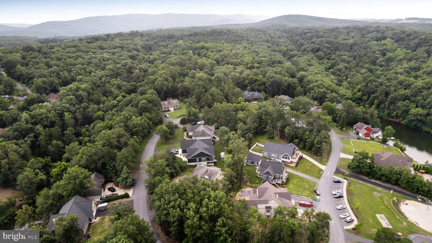 514 SLEIGH DR, CROSS JUNCTION, Virginia 22625, 4 Bedrooms Bedrooms, 12 Rooms Rooms,2 BathroomsBathrooms,Residential,For sale,514 SLEIGH DR,VAFV2035642 MLS # VAFV2035642